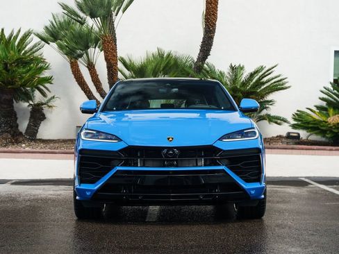 New 2025 Lamborghini Urus SE image 5