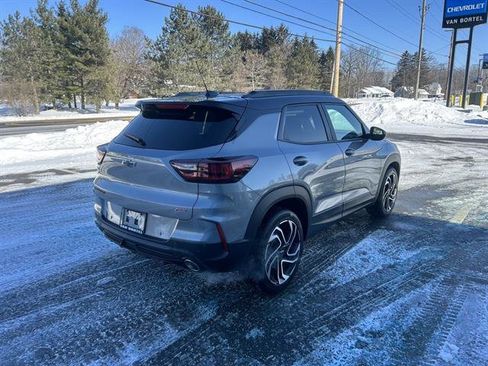 Used 2025 Chevrolet TrailBlazer RS w/ Driver Confidence Package image 6