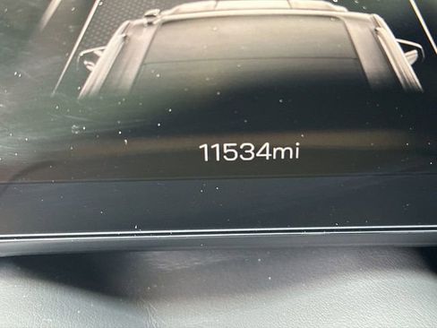 Certified 2025 GMC Yukon Denali Ultimate AWD/4WD image 12