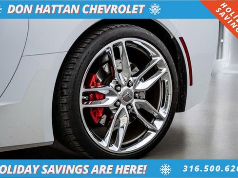 Used 2016 Chevrolet Corvette Stingray Coupe w/ 2LT Preferred Equipment Group image 32