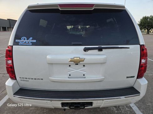 Used 2010 Chevrolet Suburban LTZ image 6