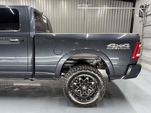 Used 2020 RAM 2500 Limited AWD/4WD image 5