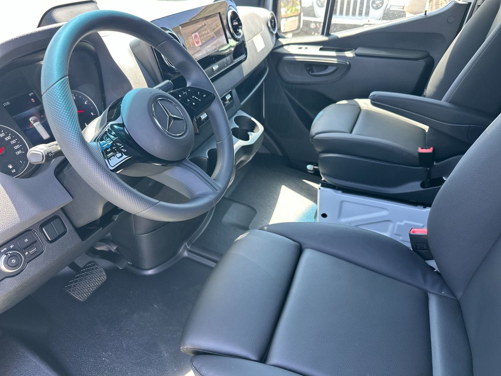 New 2026 Mercedes-Benz Sprinter 2500 image 10