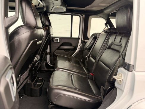 Used 2024 Jeep Wrangler Unlimited Sahara w/ Dual Top Group image 27