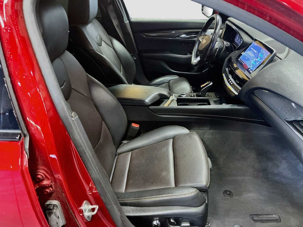 Used 2023 Cadillac CT5 V w/ Premium Package RWD image 30