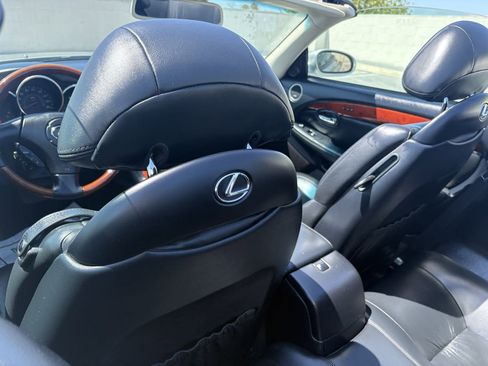 Used 2002 Lexus SC 430 Convertible image 18
