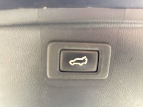 Used 2015 Subaru Outback 2.5i Premium AWD/4WD image 22