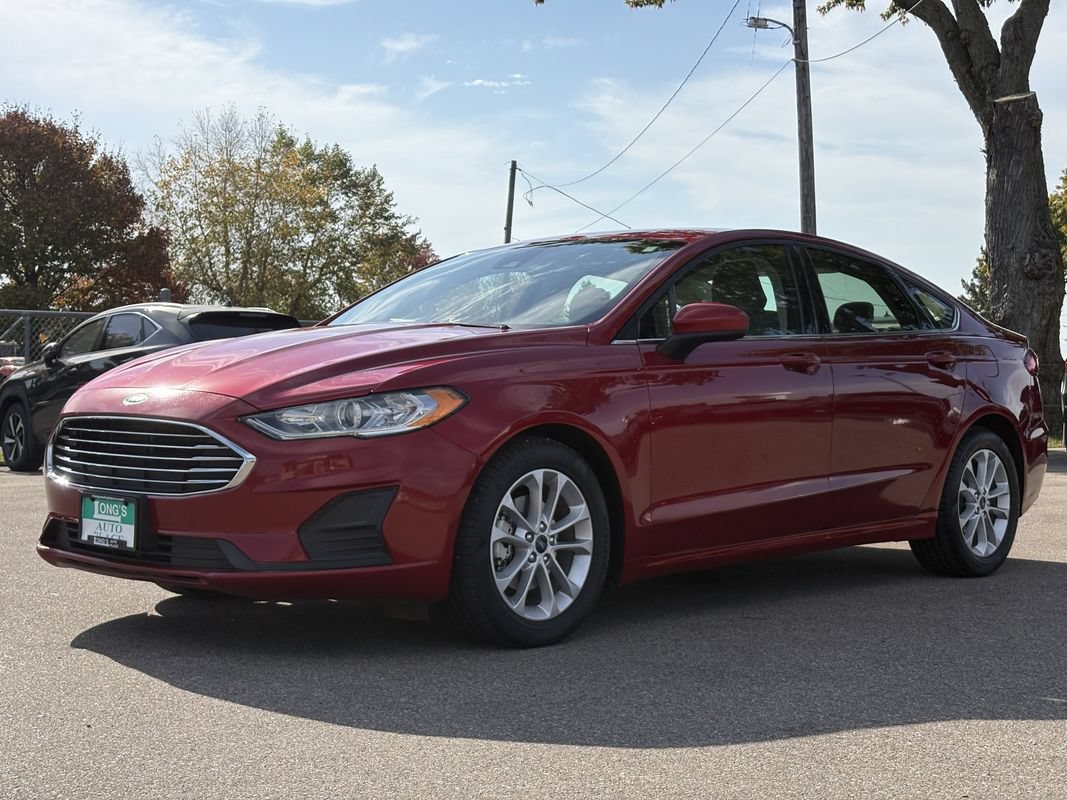 Used 2020 Ford Fusion SE FWD image 4