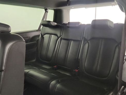 Used 2024 Jeep Wagoneer L Series II w/ Flexible Seating Group AWD/4WD image 33
