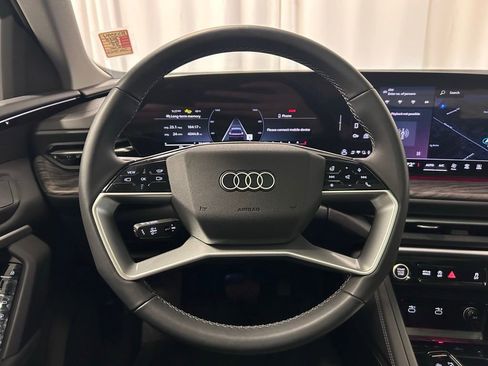 Certified 2025 Audi Q5 Premium w/ Premium Plus AWD/4WD image 9