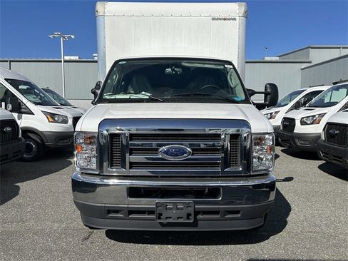 New 2024 Ford E-450 and Econoline 450 Super Duty w/ Power Windows & Locks Group image 2