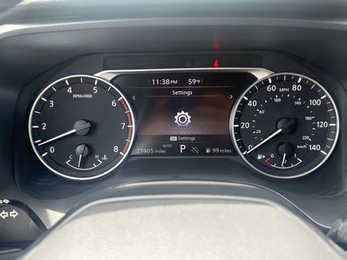 Used 2025 Nissan Rogue SV AWD/4WD image 38