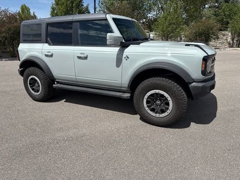Used 2024 Ford Bronco Outer Banks w/ Sasquatch Package AWD/4WD image 14