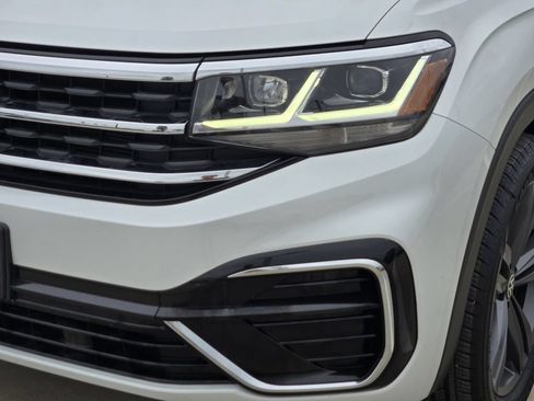 Used 2022 Volkswagen Atlas SEL R-Line AWD/4WD image 7