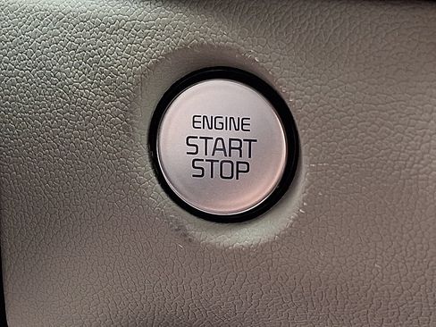 Certified 2025 Kia Sorento X-Line EX AWD/4WD image 23