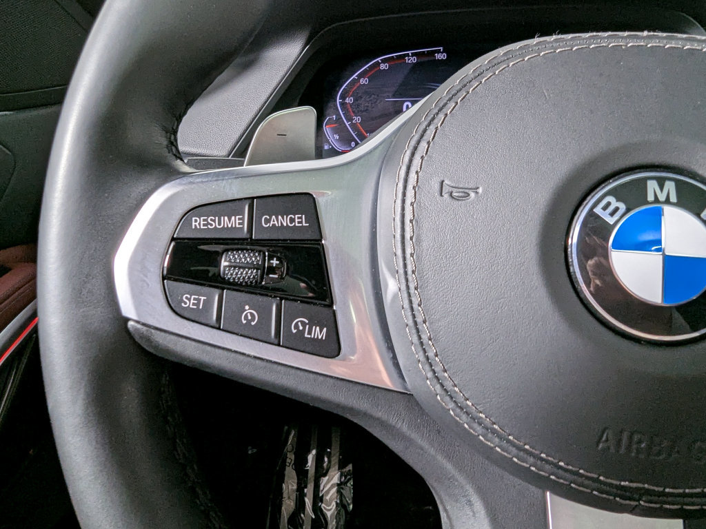 Certified 2022 BMW X6 xDrive40i w/ M Sport Package AWD/4WD image 30