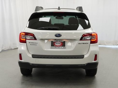 Used 2016 Subaru Outback 2.5i Limited AWD/4WD image 11