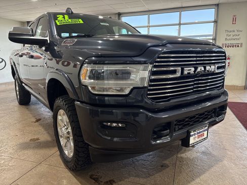 Used 2021 RAM 2500 Laramie AWD/4WD image 4