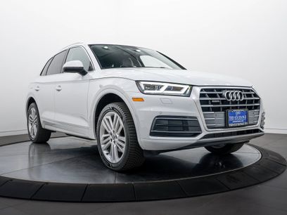 Used 2019 Audi Q5 2.0T Premium Plus w/ Premium Plus Package