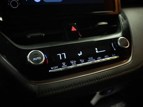 Used 2023 Toyota Corolla SE FWD image 20