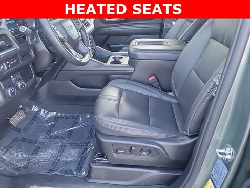 Used 2024 Chevrolet Suburban RST image 13