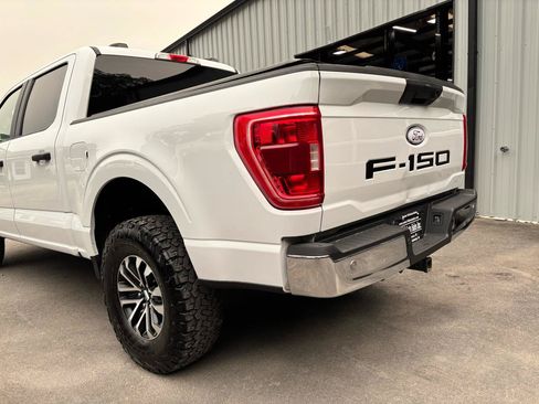 Used 2022 Ford F150 XLT w/ Trailer Tow Package AWD/4WD image 9