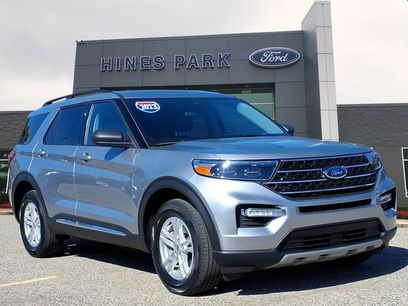 Certified 2023 Ford Explorer XLT w/ Equipment Group 202A
