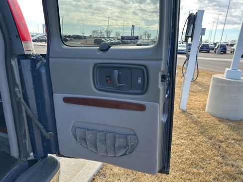Used 1999 GMC Savana 1500 image 28