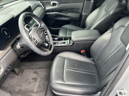 Used 2023 Kia Sorento SX AWD/4WD image 8