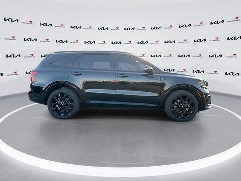 Used 2023 Kia Sorento SX FWD image 9