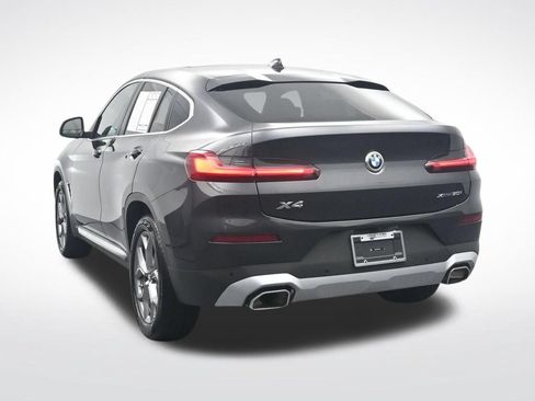 Used 2025 BMW X4 xDrive30i AWD/4WD image 9