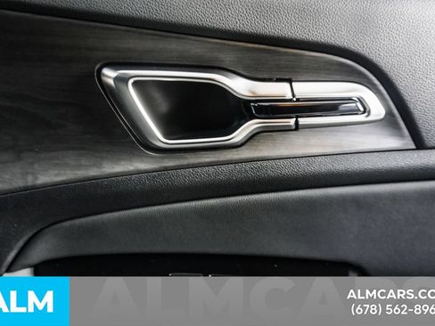 Used 2025 Kia Sportage X-Line AWD/4WD image 40