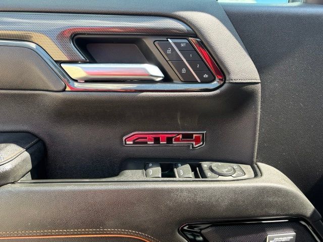 Used 2023 GMC Sierra 1500 AT4 w/ AT4 Premium Package AWD/4WD image 24