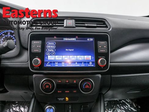 Used 2023 Nissan Leaf S image 11