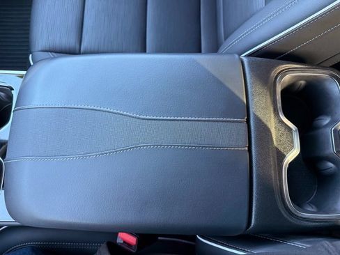 Used 2025 Buick Enclave Sport Touring image 23