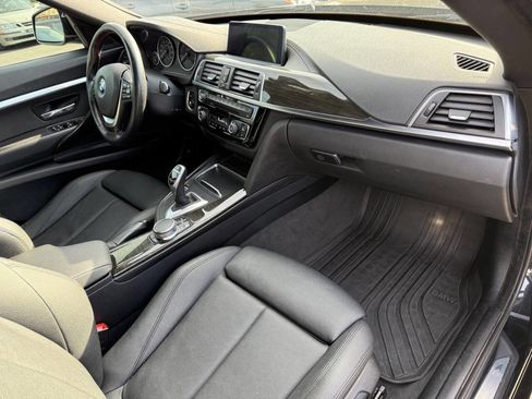 Used 2018 BMW 330i Gran Turismo xDrive image 11