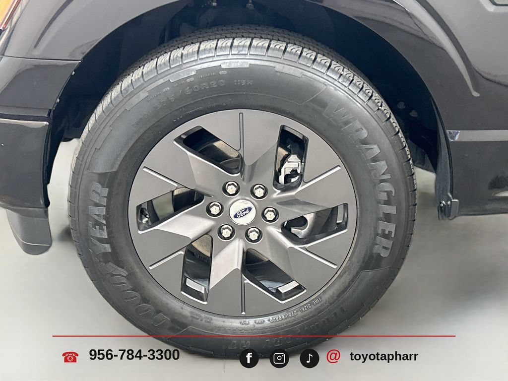 Used 2025 Ford F150 STX w/ Equipment Group 200A RWD image 28