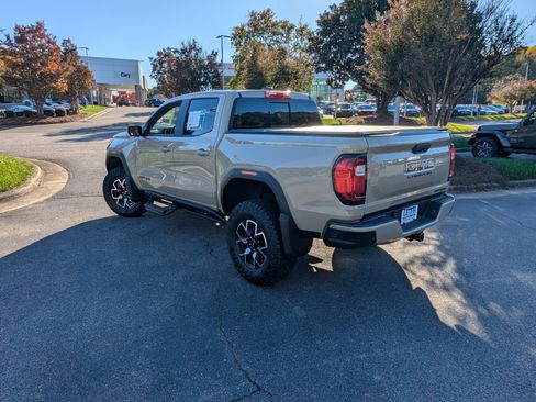 Used 2023 GMC Canyon AT4X image 7