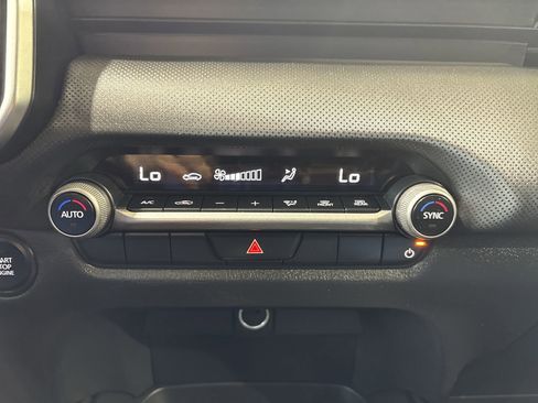 Used 2024 MAZDA CX-50 AWD 2.5 S w/ Select Package image 19