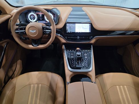 Used 2026 Aston Martin DBX 707 AWD/4WD image 10