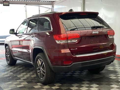 Used 2018 Jeep Grand Cherokee Limited AWD/4WD image 4