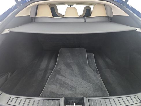 Used 2017 Tesla Model S 75D image 28