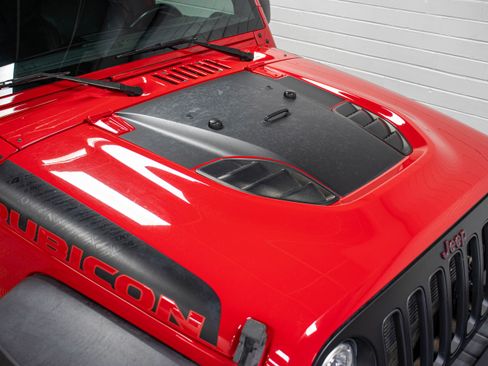Used 2017 Jeep Wrangler Unlimited Rubicon AWD/4WD image 10