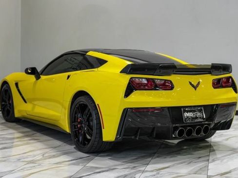 Used 2015 Chevrolet Corvette Stingray Coupe RWD image 12