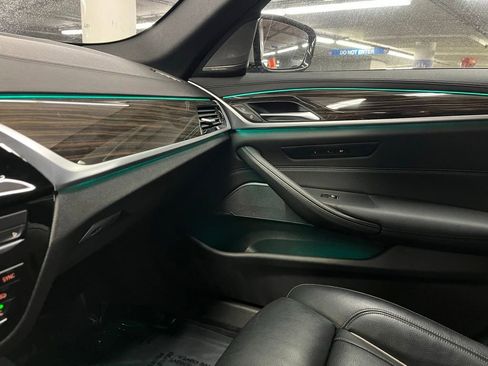 Used 2019 BMW M550i xDrive AWD/4WD image 31