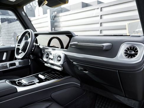 Used 2025 Mercedes-Benz G 63 AMG 4MATIC image 40