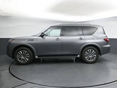 Used 2024 Nissan Armada SL w/ Captain's Chairs Package AWD/4WD image 5
