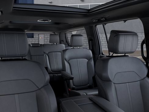 New 2026 Jeep Grand Wagoneer Summit AWD/4WD image 34