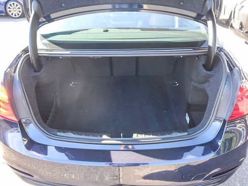 Used 2017 BMW 330i Sedan image 40
