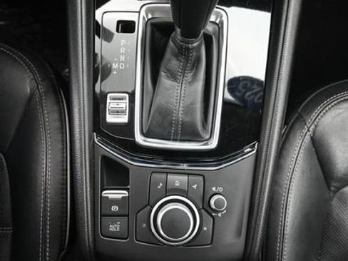 Used 2025 MAZDA CX-5 AWD 2.5 S w/ Preferred Package image 18